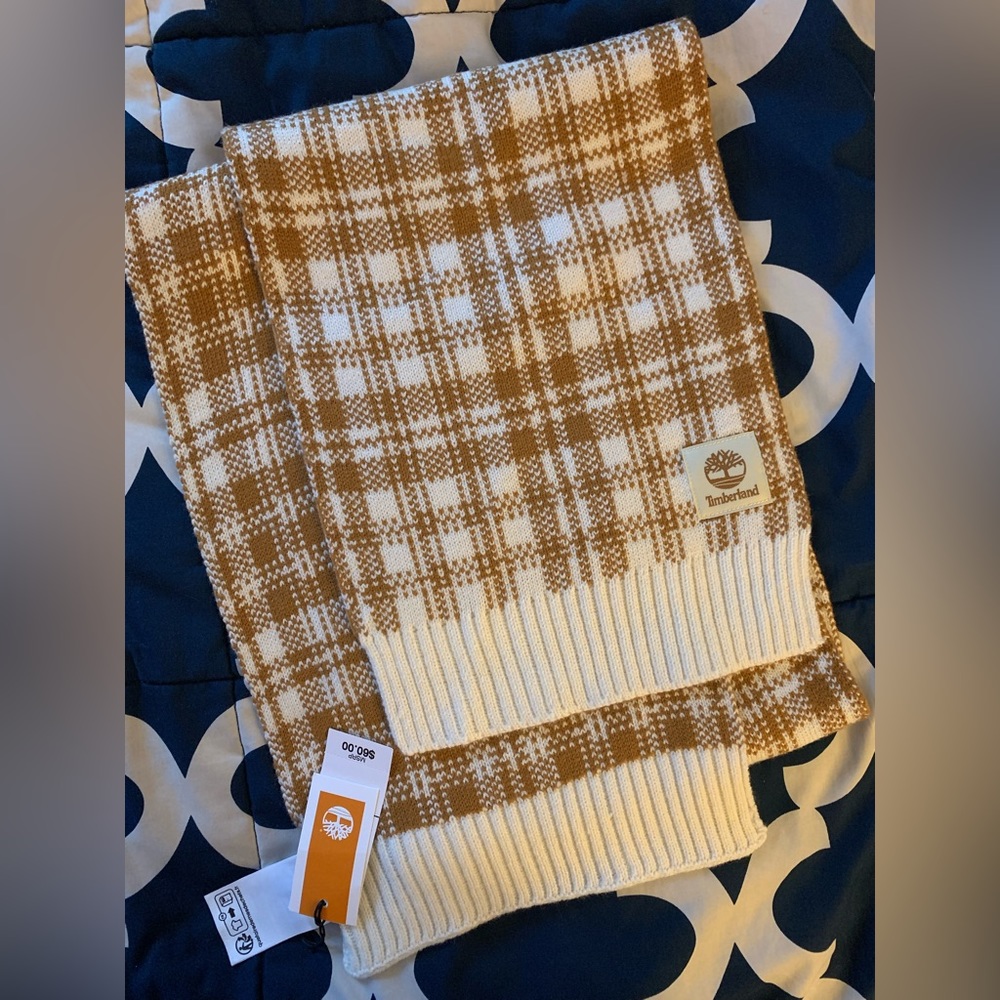 NWT Brown and white Timberland winter scarf!